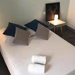 Appartement Cite 4 Maison Bacou *