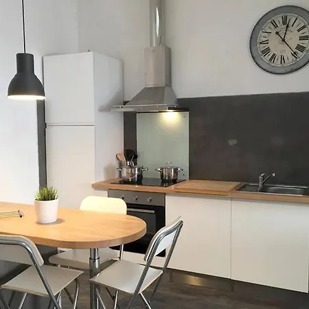 Apartment Cite 4 Maison Bacou