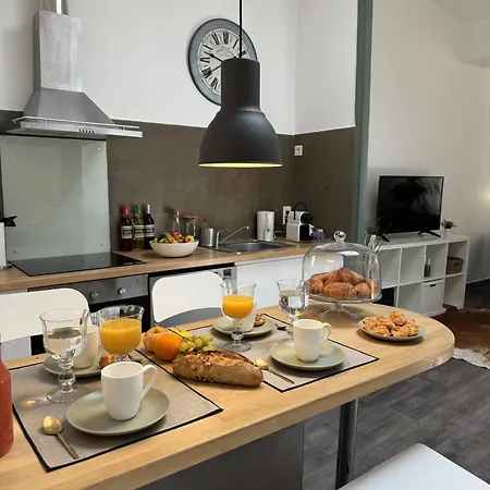 Maison Bacou Cite 4 * 카르카손