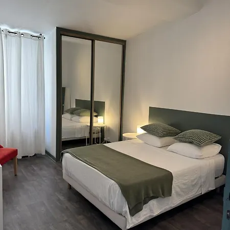 Apartment Cite 4 Maison Bacou