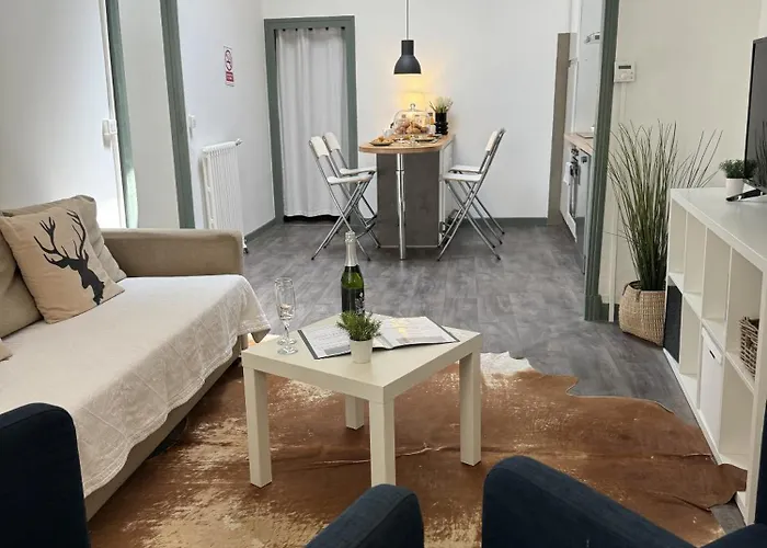 Maison Bacou Cite 4 *